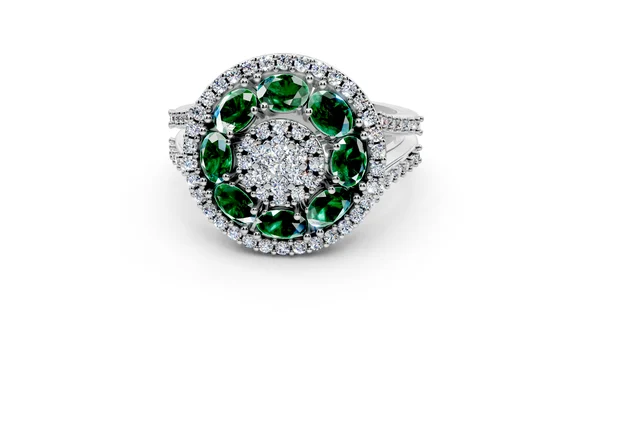 Rendering frontale di anello con composizione circolare di pietre verdi e pavé incolore